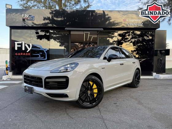 PORSCHE CAYENNE 4.0 V8 E-HYBRID TURBO S COUPÉ AWD TIPTRONIC S